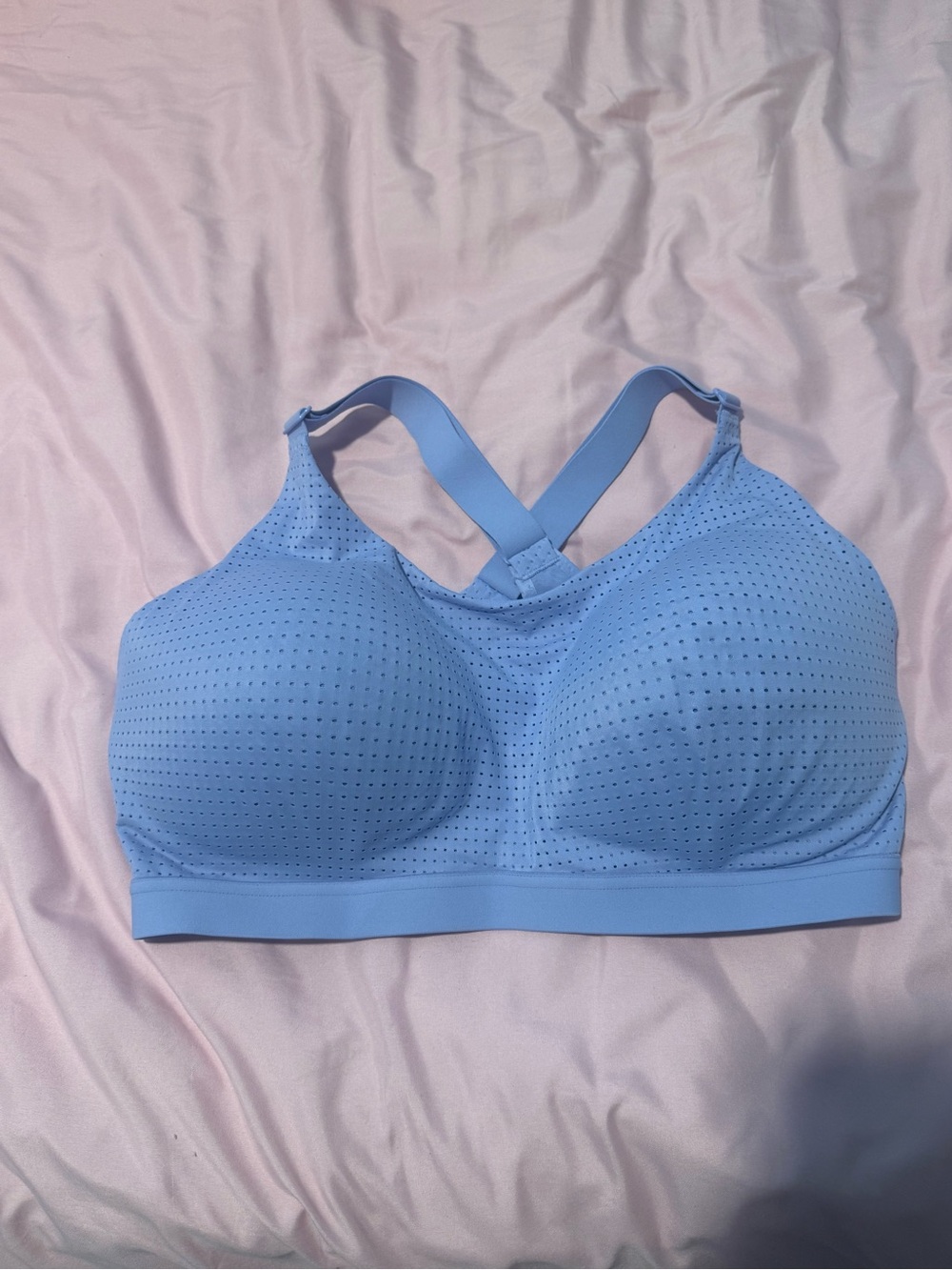 Victoria's Secret Light Blue Seamless Sport Bra NWOT